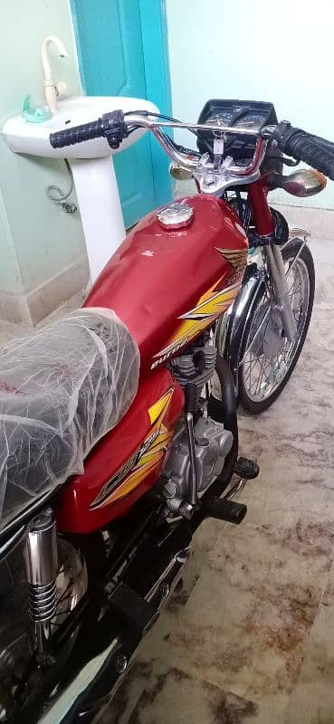 Bike Bilkul ok condition m h 6