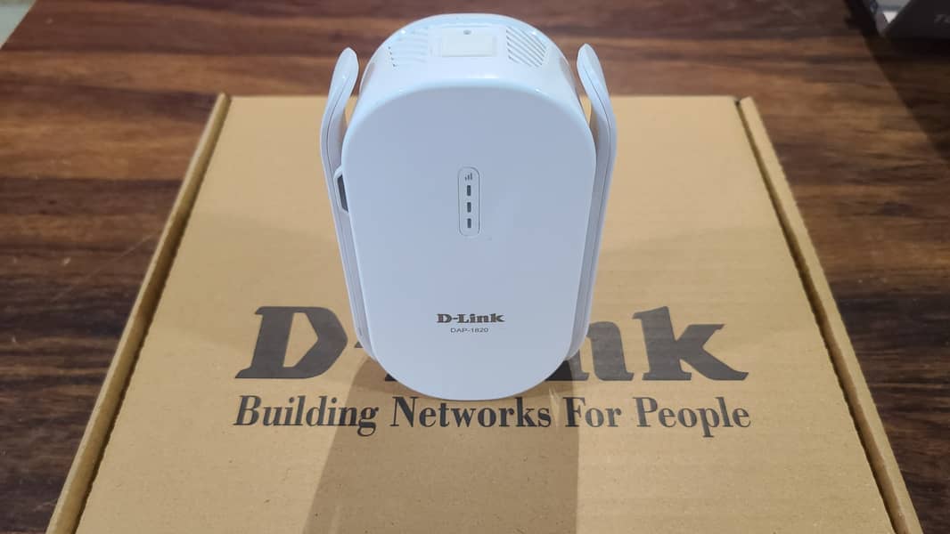 Dlink Dap-1820 WiFi Range Exten' der AC2000 2600 sq. ft coverage (Used) 16