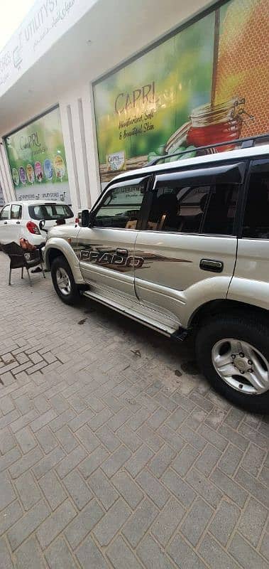 Toyota Land Cruise Prado 1