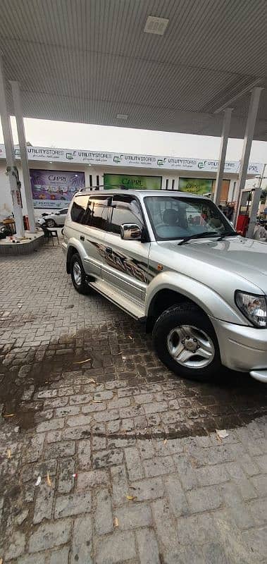 Toyota Land Cruise Prado 3