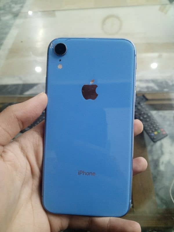 iPhone XR 64GB Jv 10/8 condition battery health 79 0