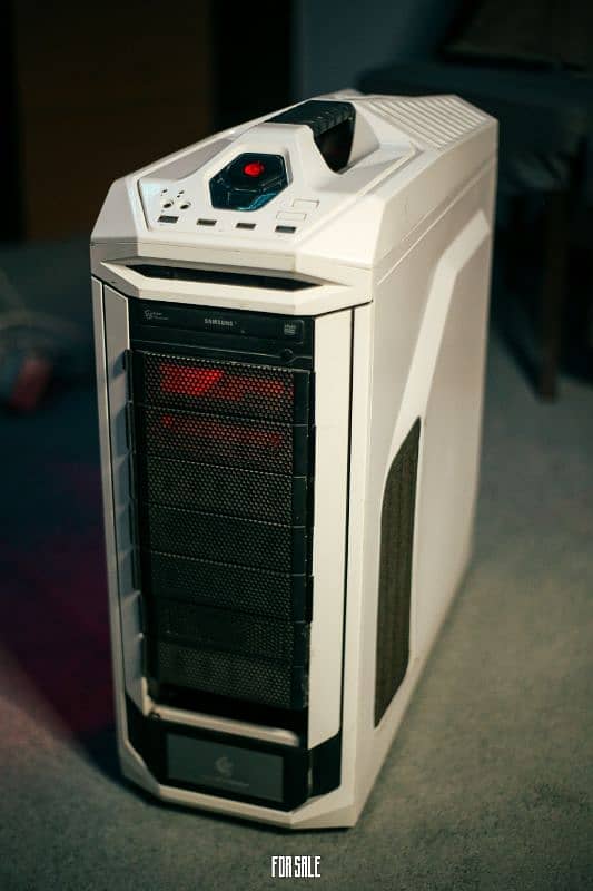 High End-Gaming Computer 1