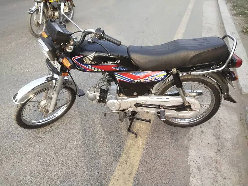 Honda CD 70 2018 2