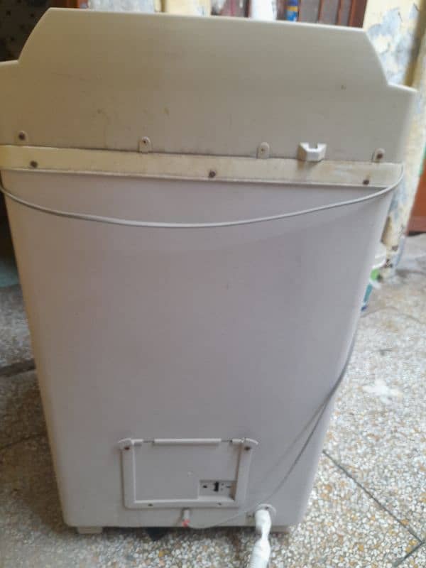 Washing machine & dryer for sale 3