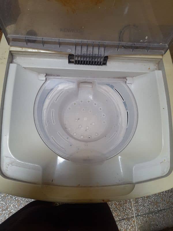 Washing machine & dryer for sale 5