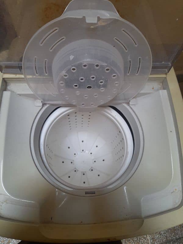 Washing machine & dryer for sale 6