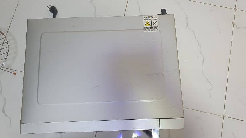 HOMAGE HDG451S Microwave Oven with Grill 1