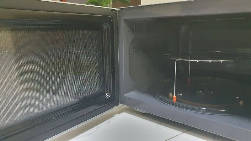 HOMAGE HDG451S Microwave Oven with Grill 4