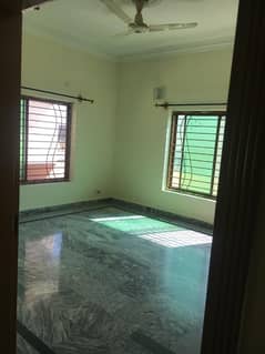 1 Kanal 3 Floors House Available For Sale