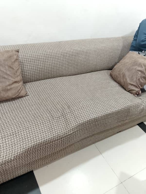 4 seater one piece sofa for sale 1