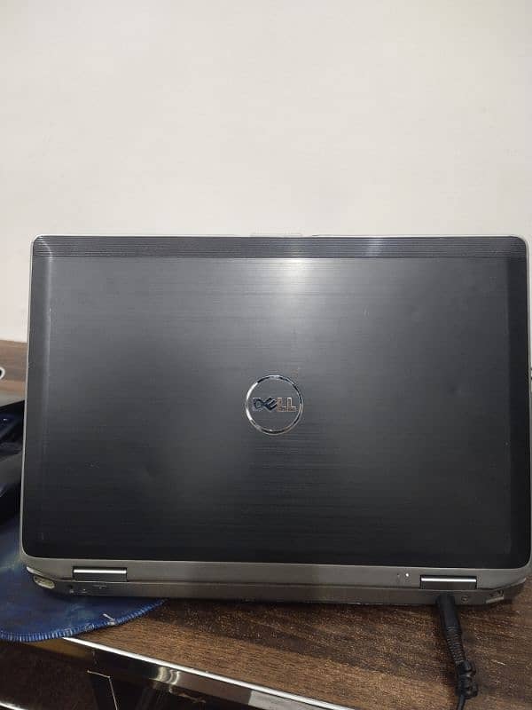 Dell latitude E6429/ 4Gb Ram/ 300 Gb hard Disk 1