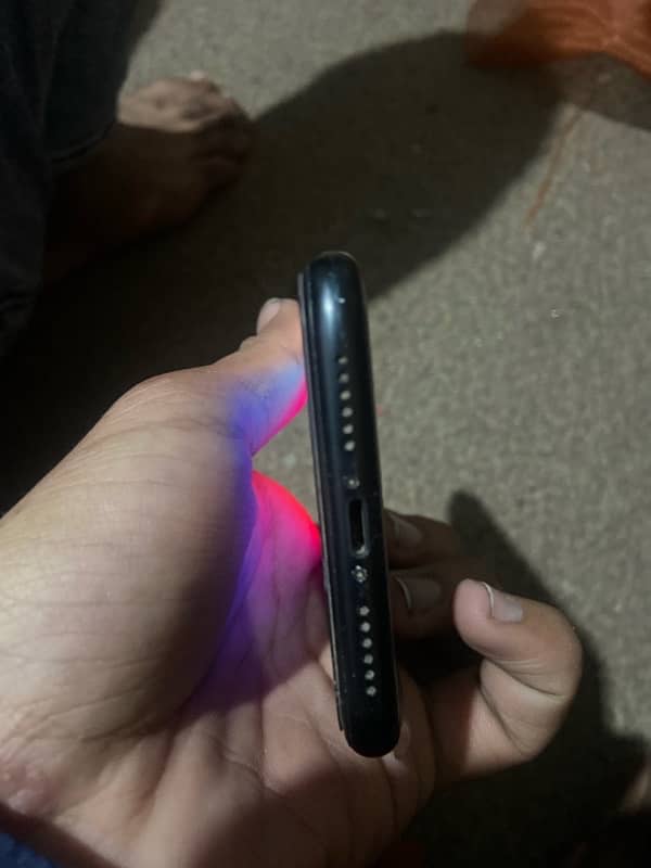 iPhone XR 64gb 4