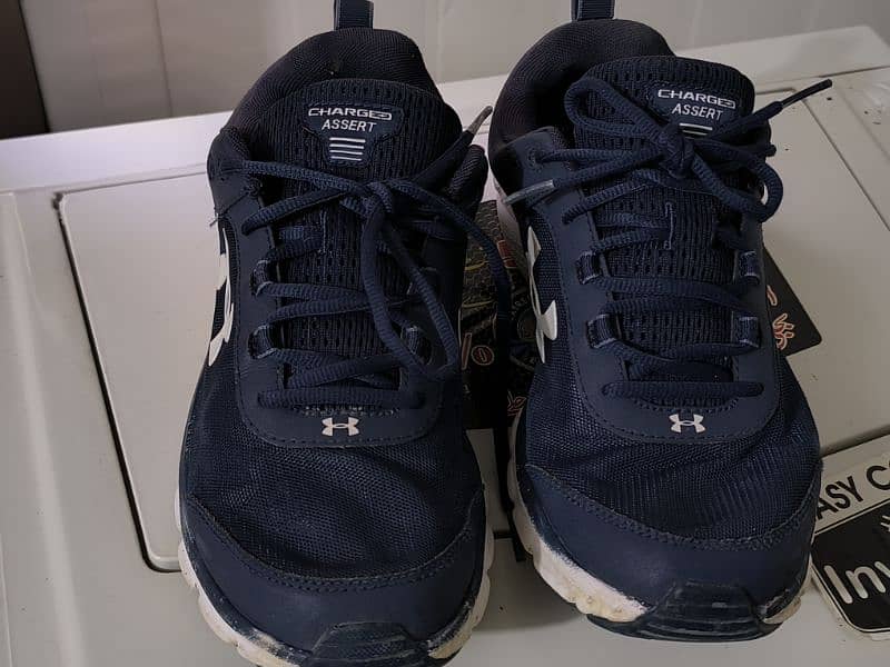 size 43 best condition under armour 5