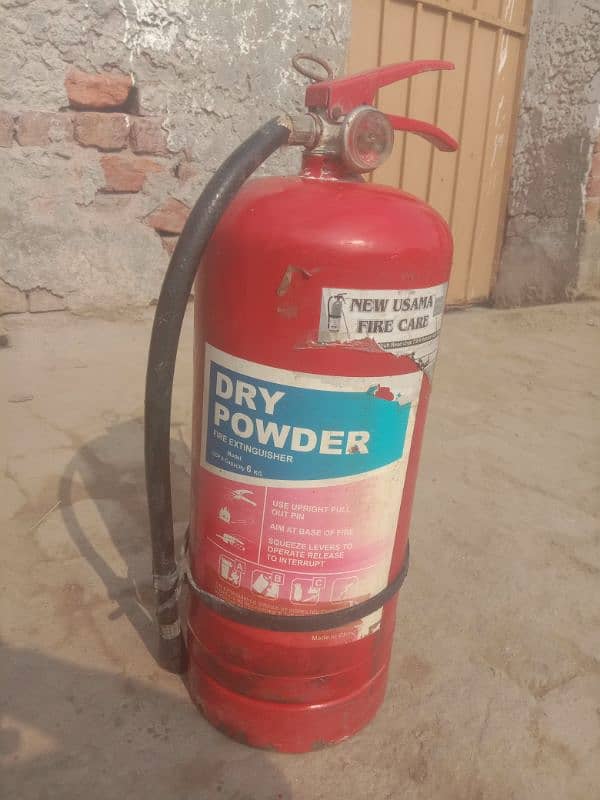 fire extinguisher  (type dcp 6kg) 4