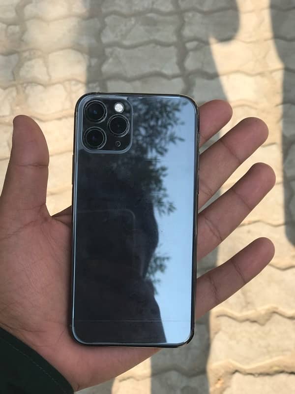 IPHONE 11 PRO 64GB 5