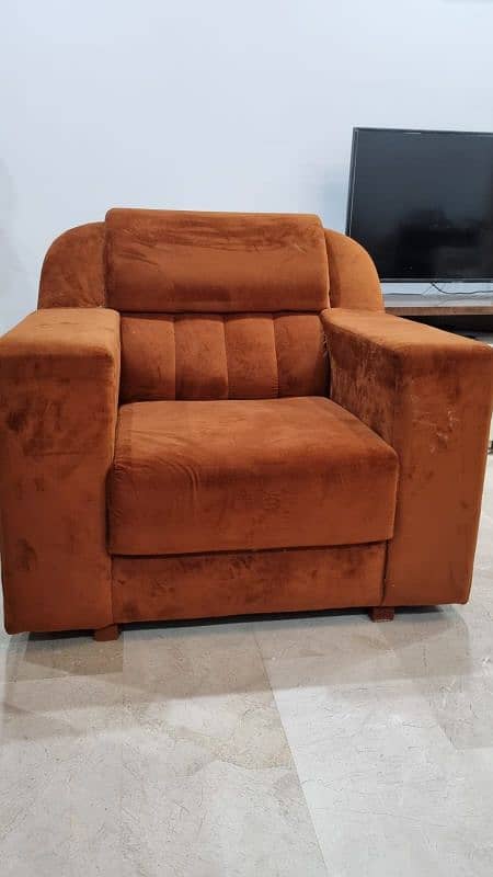 6 Seater Sofa Set in DHA Islamabad 4