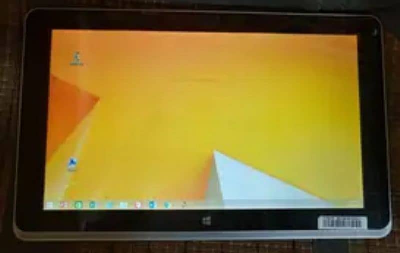 Windows Convertable Laptop and tablet with ssd hard  with bag and box 4