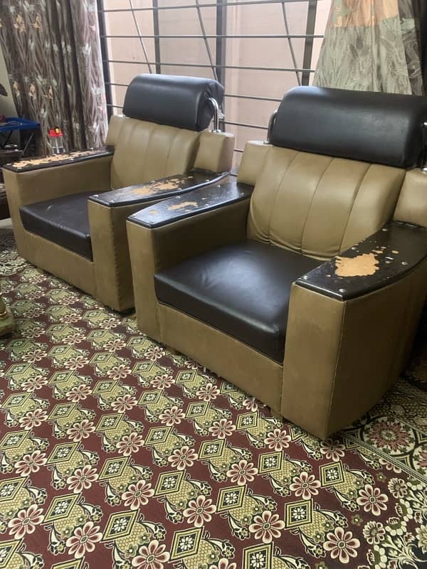 leather sofa 3 seater and singal seater (2) 1