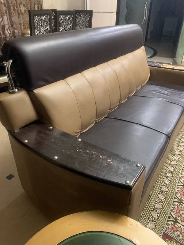 leather sofa 3 seater and singal seater (2) 6