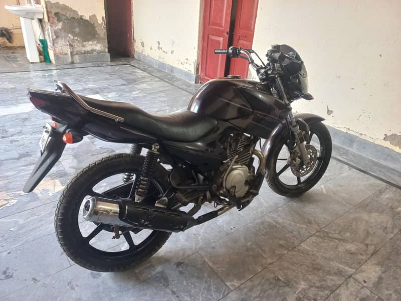 Yamaha YBR 125 2015 1