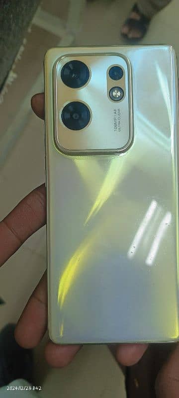 infinix zero 30 for sale ram. 8+8. . momery 256 1