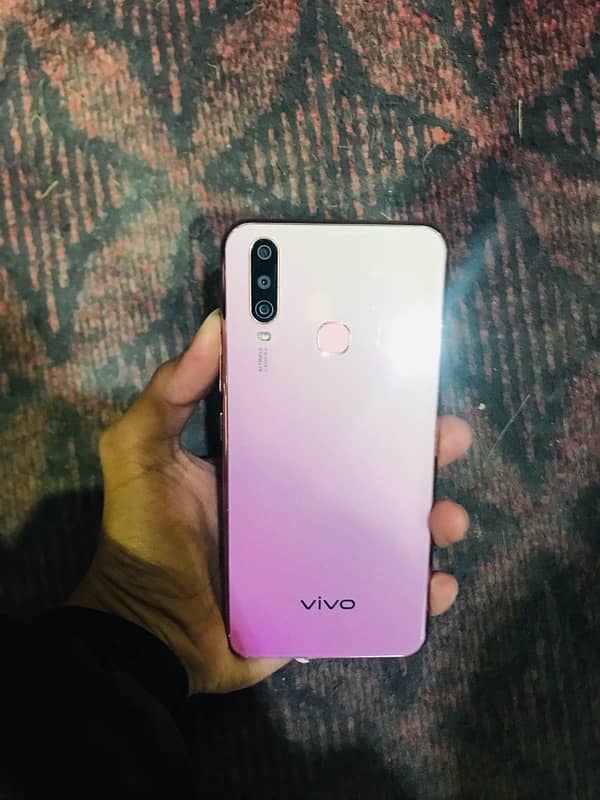 Vivo Y17 0