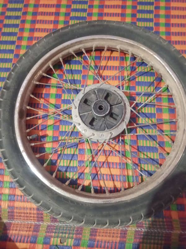 Rim and tub tyre frint and back Judi hai 6