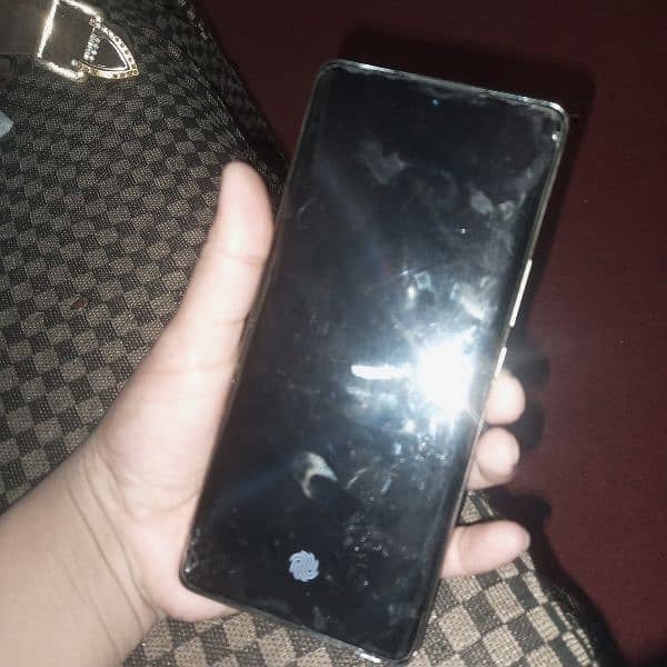 infinix zero 30 luch condition  urgent for sale 1