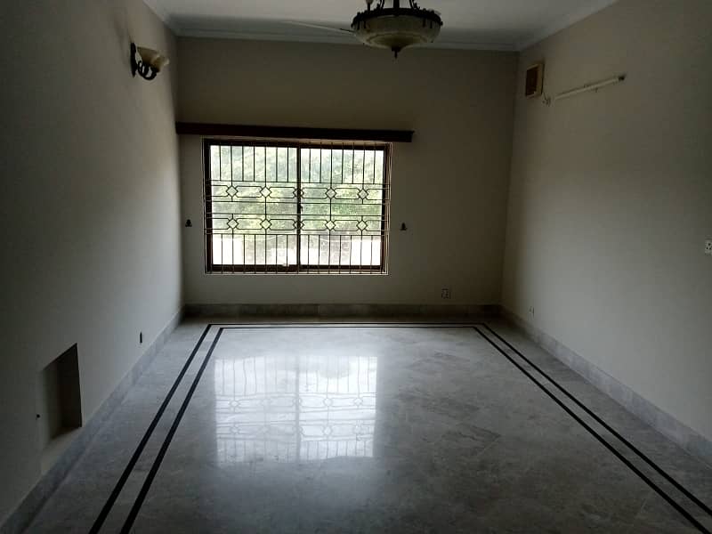 I - 8 One Canal Open Separate Basement Available For Rent Ideal Location 10