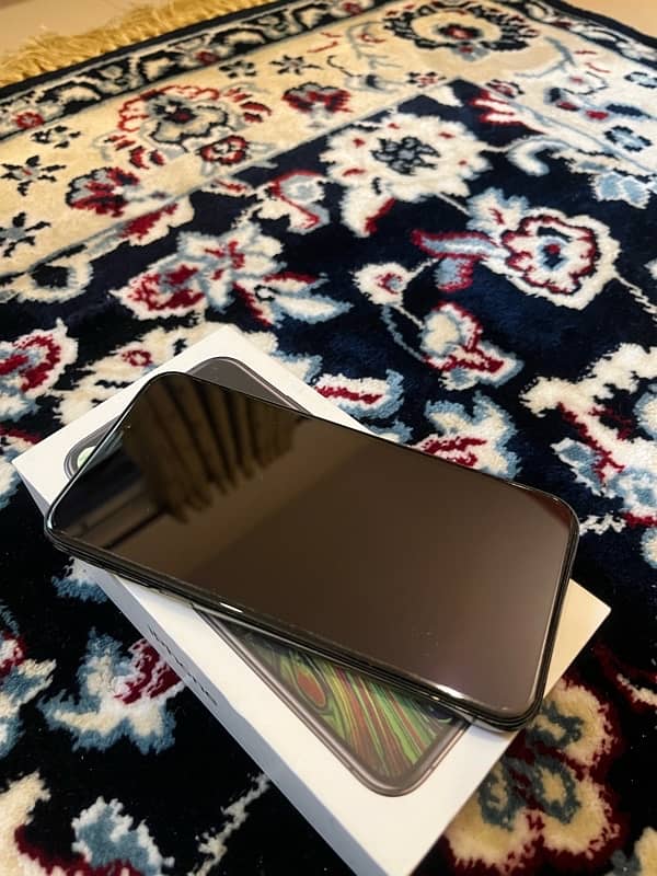 iPhone Xs 512GB PTA Approved 1