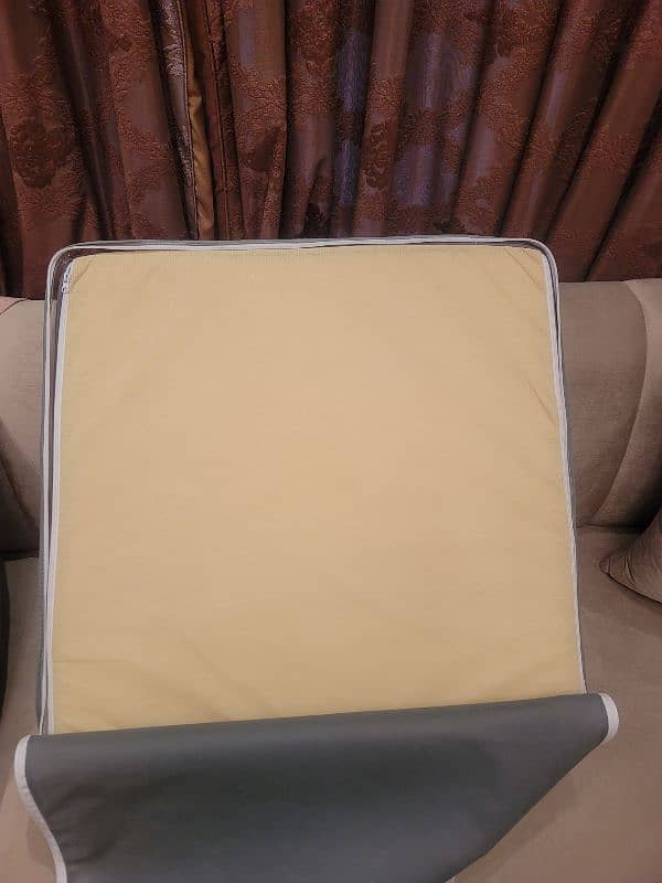 Molty Foam Wedge Pillow Brand New 4