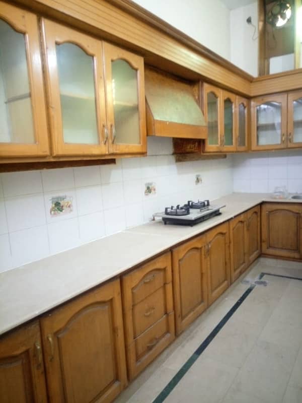 Basement Portion for rent in G-13 islamabad 5