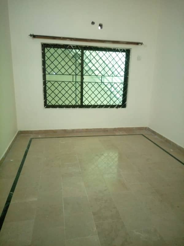 Basement Portion for rent in G-13 islamabad 9