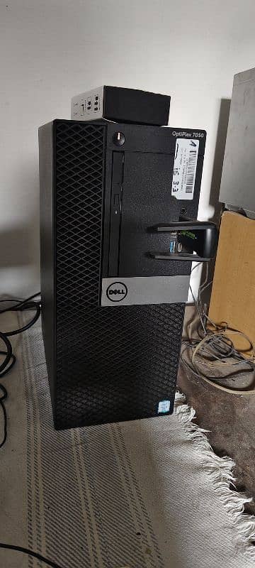 Gaming PC i7 6th Generation plus 24" LCD Dell Both 5