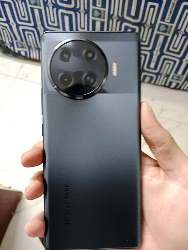 Techno Spark 20 Pro+ 4