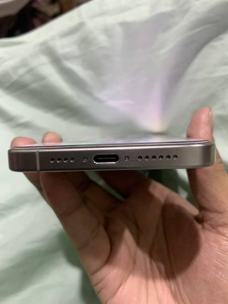 Iphone 15pro Max 256GB - Non pta factory 4