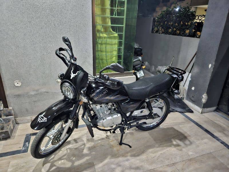 SUZUKI GS 150 | MODEL 2022 | First Owner BIKE 0