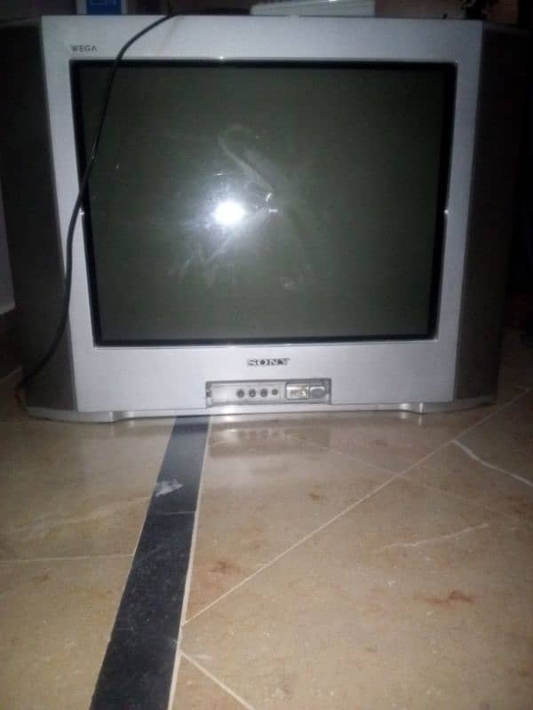 SONY TELEVISION 21 INCH 1