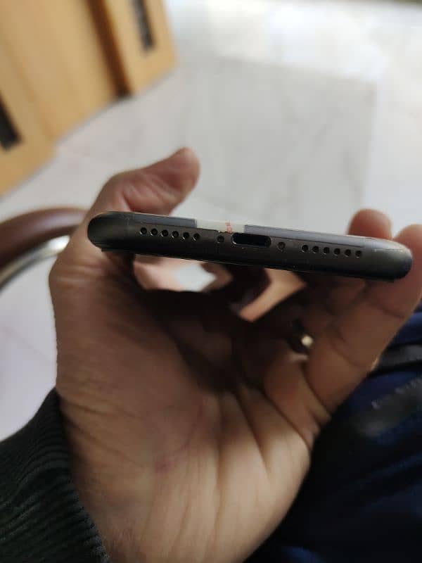 Iphone 11 Black 256gb 79 health All Ok Seald h 10by10 No Any Fault 4