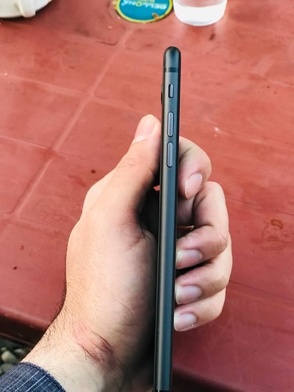 iPhone 8Plus,Non PTA,256GB,black color 1