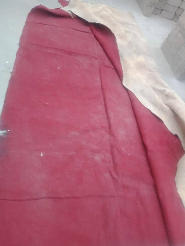 Red color carpet urgent sell 0