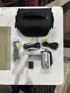 Sony HandyCam DCR-SR68