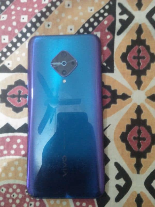 vivo S1pro 4/128 sirf set ha set ok ha koi falt nhi ha 1