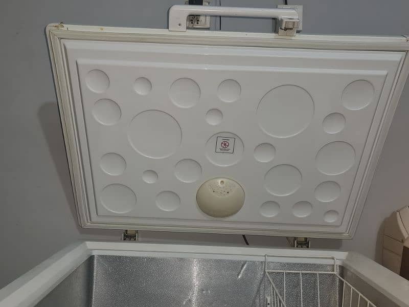 Haier deep Freezer for Sale 3