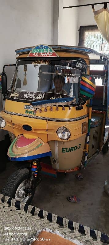 selling tez raftar rickshaw 200 cc 03448751799 2