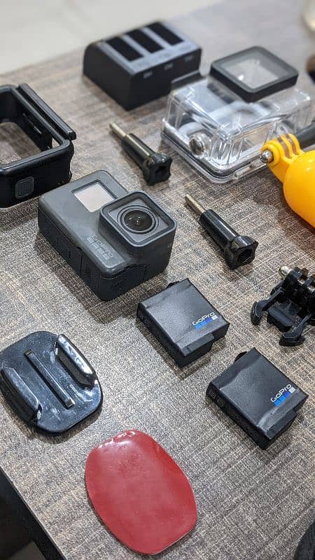 Urgent selling gopro hero 5 black - action camera go pro hero 5 0