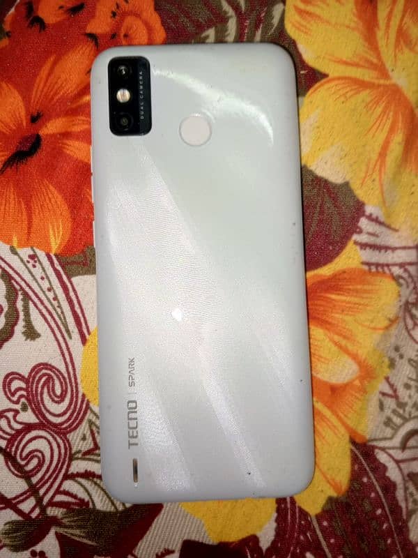 Tecno spark 6 go 0