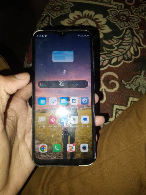 TECNO SPARK 6 GO 4 × 64 1