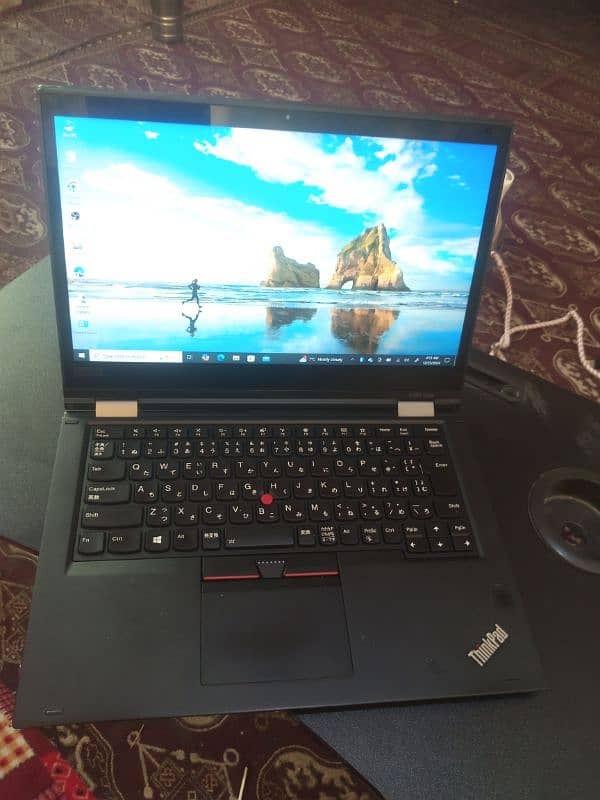 lenovo yoga x380 core I7 8th generation 4