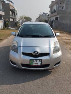 Toyota Vitz 2010